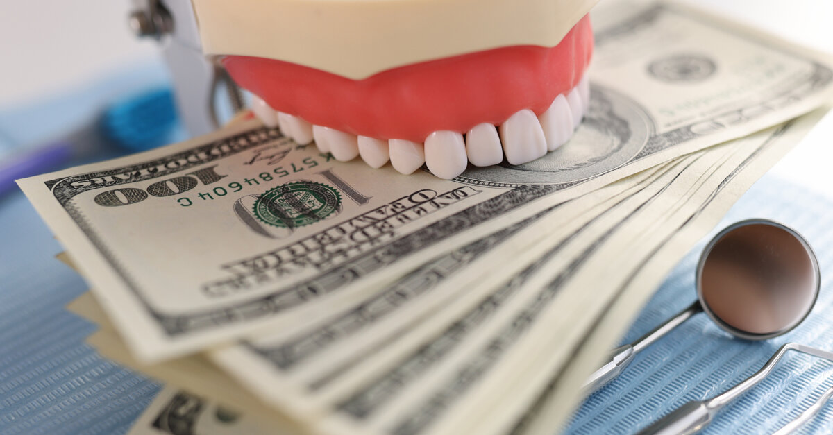 ADA contesta la nuova tassa di Delta Dental sui pagamenti con assegno